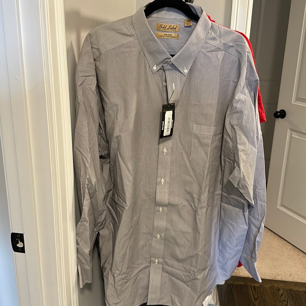 Round tree & Yorke Gold label performance button down long sleeve